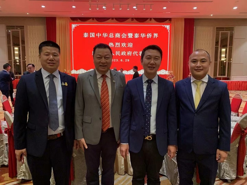 泰国中华总商会暨泰国华侨界热烈欢迎广东省政府代表团访问4.jpg