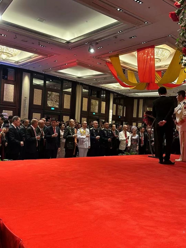泰国曼谷举办庆祝中国人民解放军建军96周年活动，泰国阳光电商园董事长刘吉辉受邀出席5.jpg