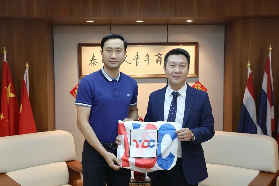 东莞市企石镇袁检文镇长一行莅临泰国阳光电商园考察交流5.jpg 东莞市企石镇袁检文镇长一行莅临泰国阳光电商园考察交流5.jpg